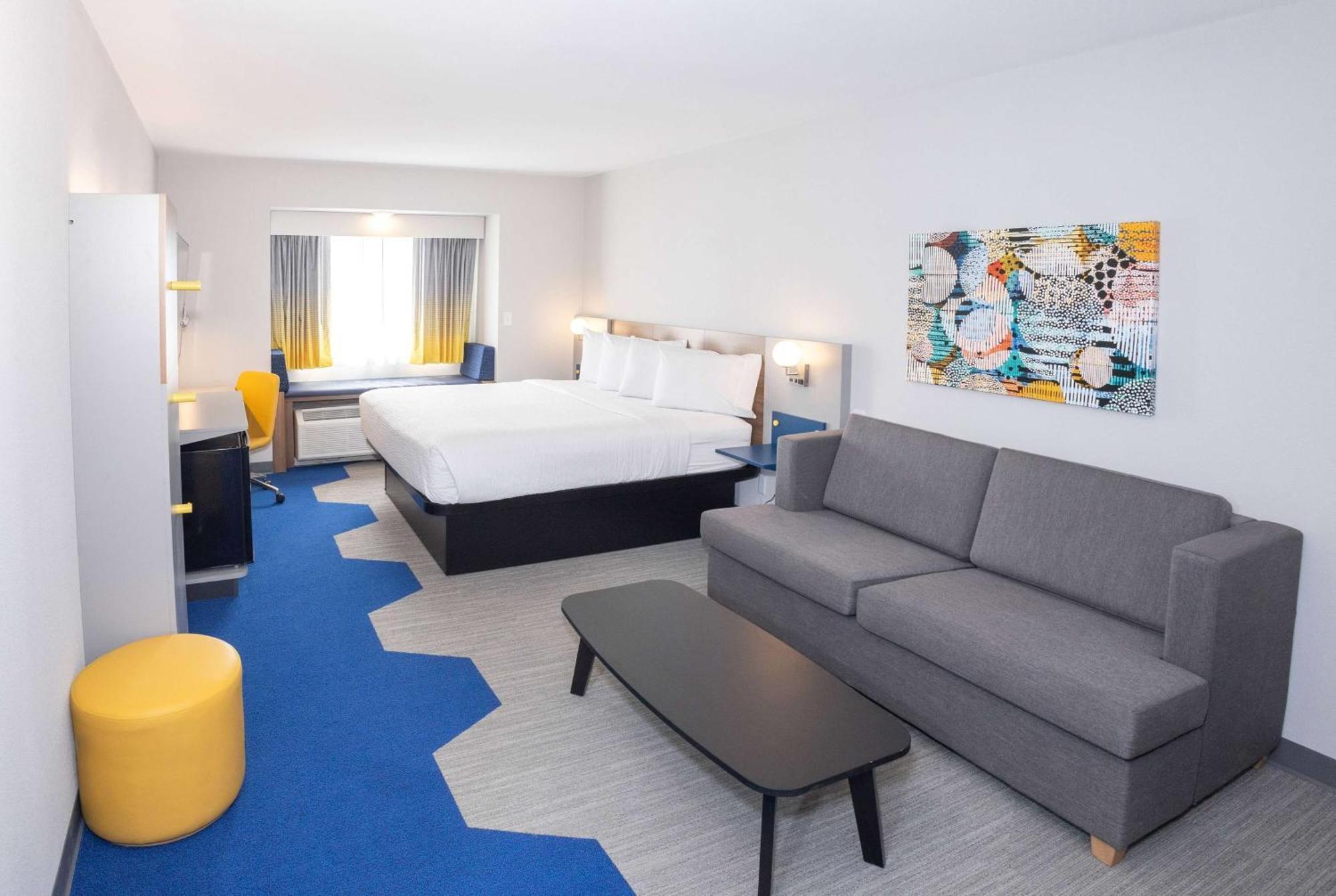 Microtel Inn & Suites Springville Buitenkant foto
