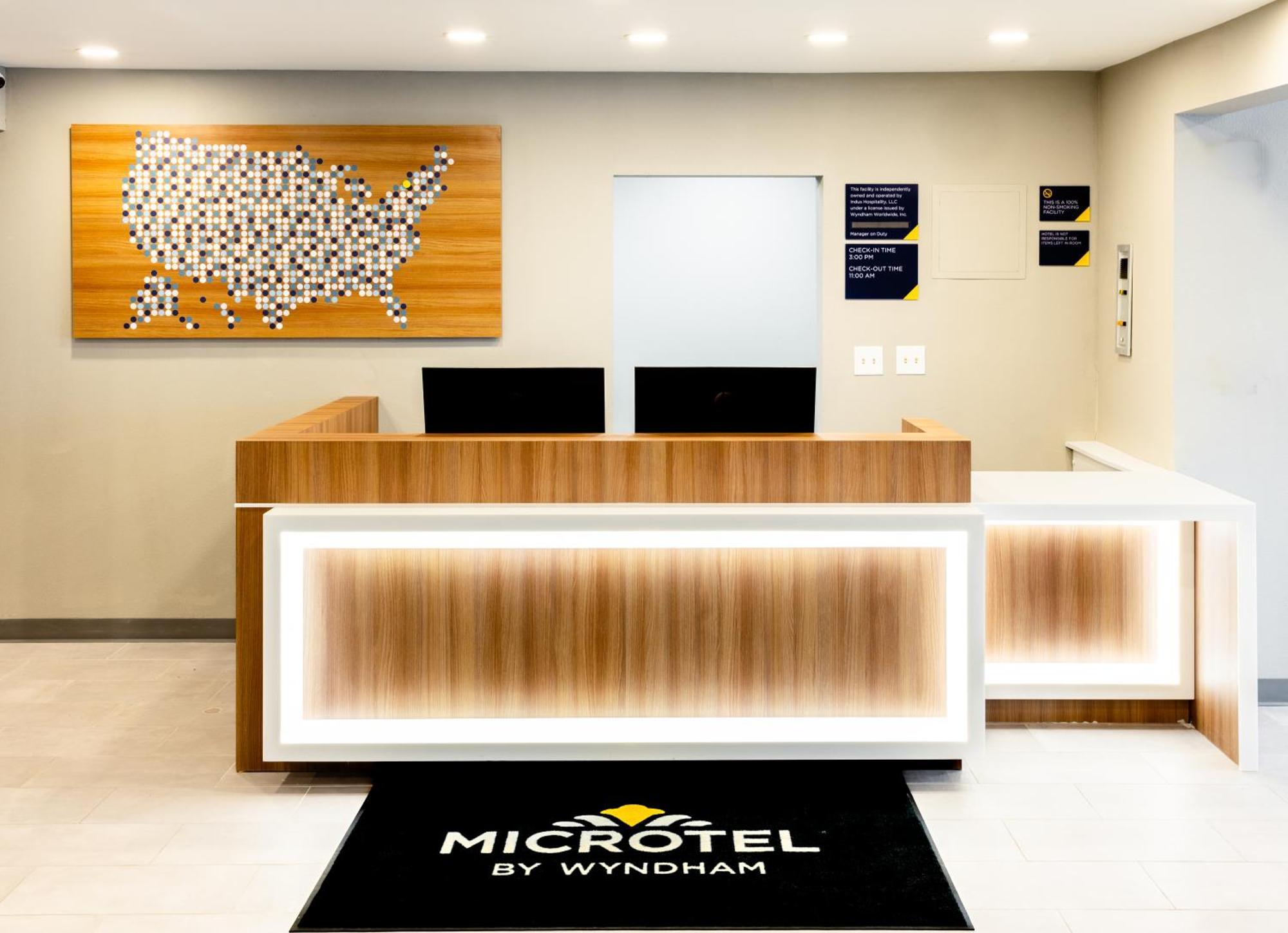 Microtel Inn & Suites Springville Buitenkant foto