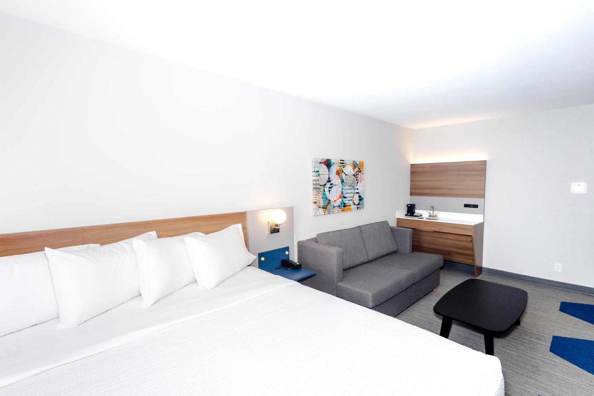 Microtel Inn & Suites Springville Buitenkant foto
