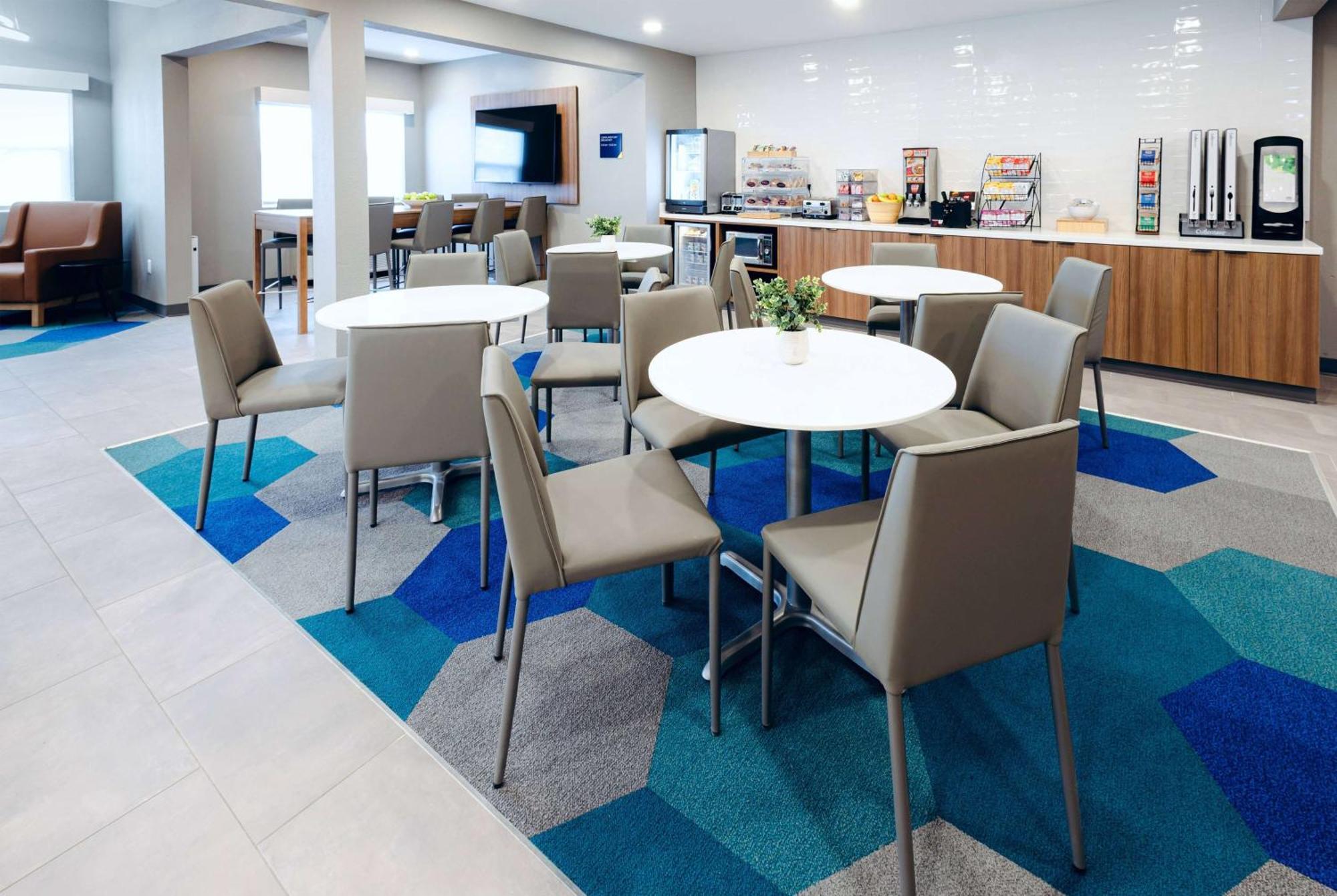 Microtel Inn & Suites Springville Buitenkant foto